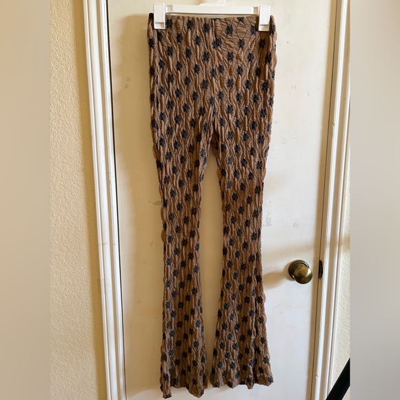 Brand new without tag Free People Margo lace overlay flare pants size XS. - Picture 5 of 8